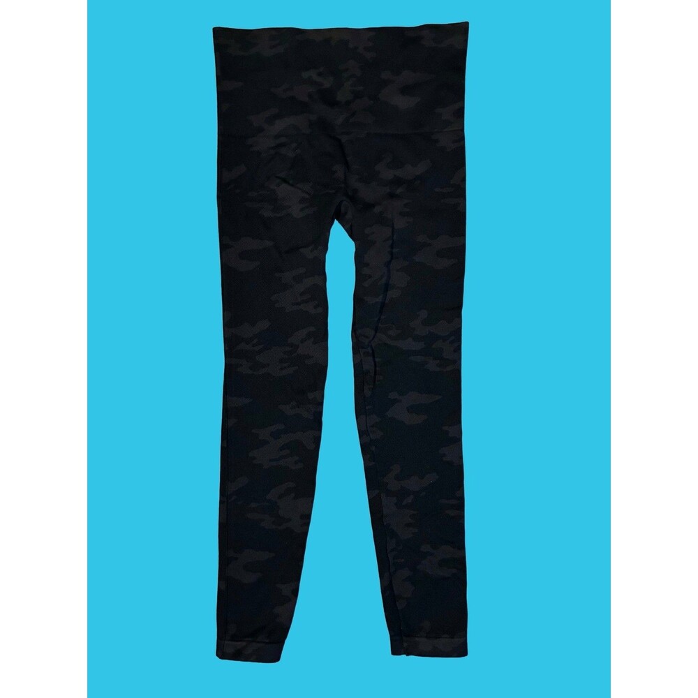 Spanx Women’s Black Camo Size Medium